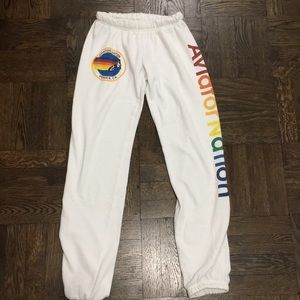 Aviator Nation sweats!
